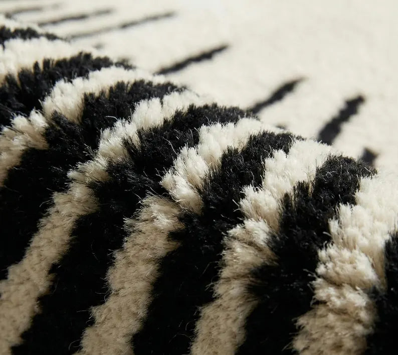 White & Black Round Area Rug | Hand Tufted New Zealand Wool Sunburst Carpet | Modern Luxury Floor Decor