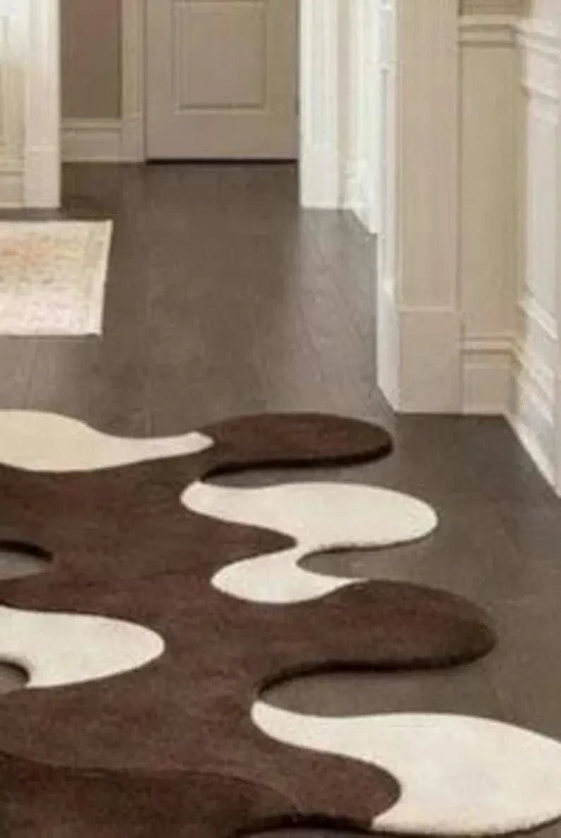 Modern abstract hallway runner rug in brown and white, hand-tufted from New Zealand wool